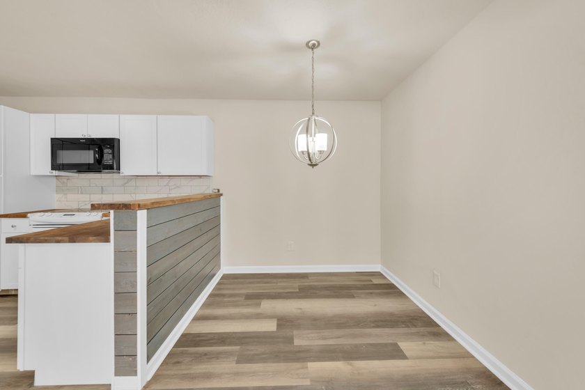 Move in ready and conveniently located near military bases - photo 9