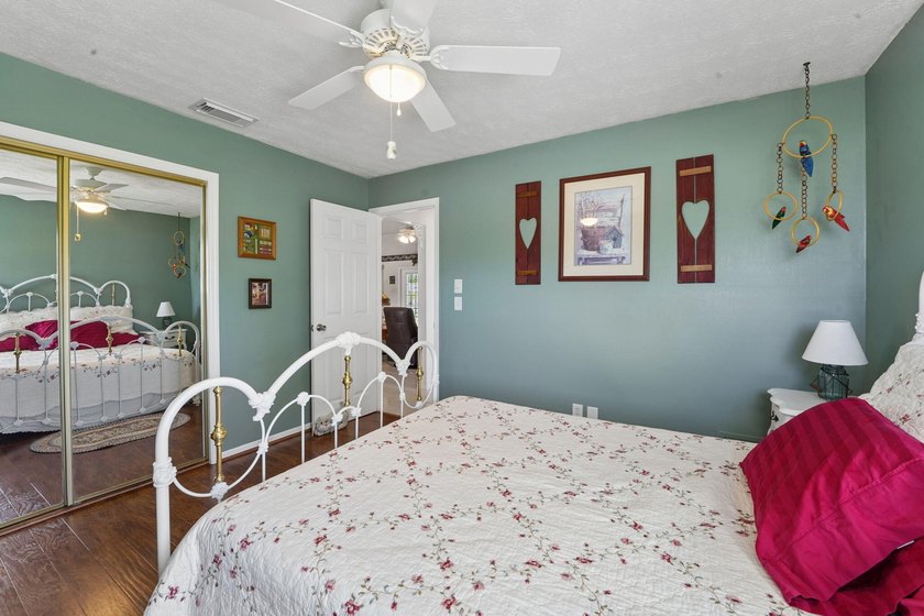 Welcome to 902 Egret Avenue in Fort Pierce! Tucked away on a - photo 30