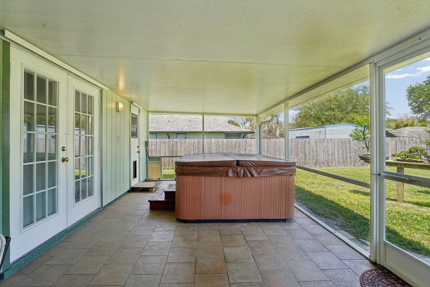 Welcome to 902 Egret Avenue in Fort Pierce! Tucked away on a - photo 33