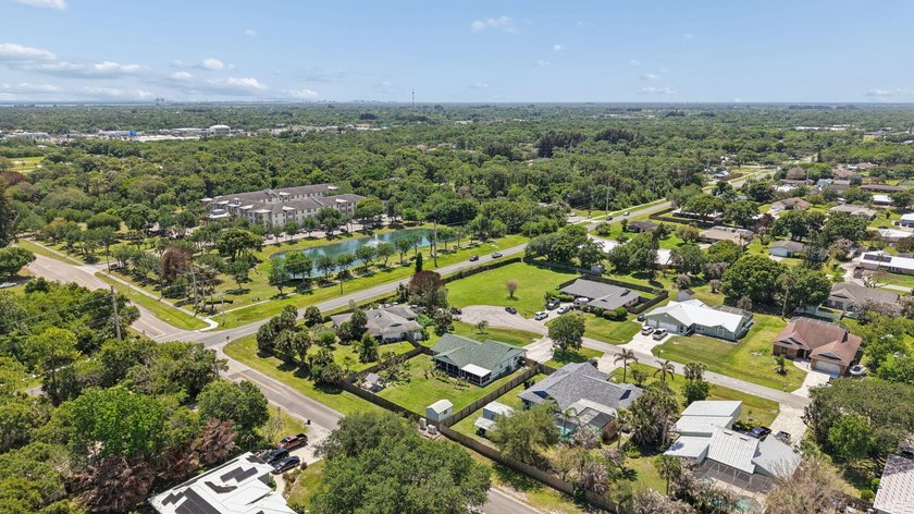 Welcome to 902 Egret Avenue in Fort Pierce! Tucked away on a - photo 47