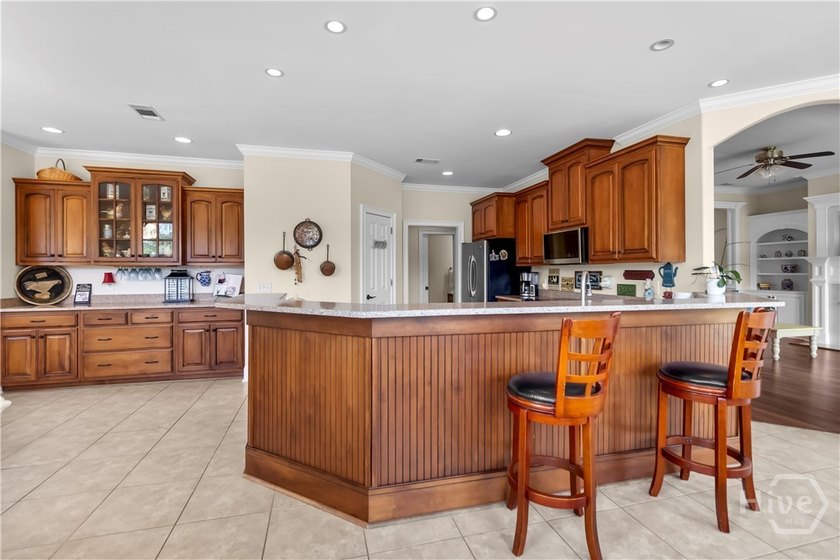 MOTIVATED SELLER! Wake up to peaceful lake views and enjoy the - photo 23