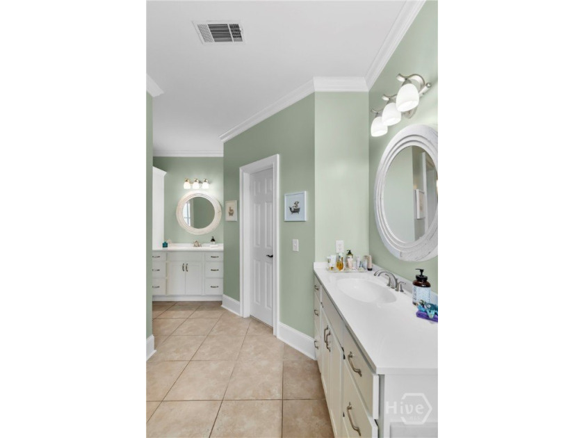 MOTIVATED SELLER! Wake up to peaceful lake views and enjoy the - photo 37