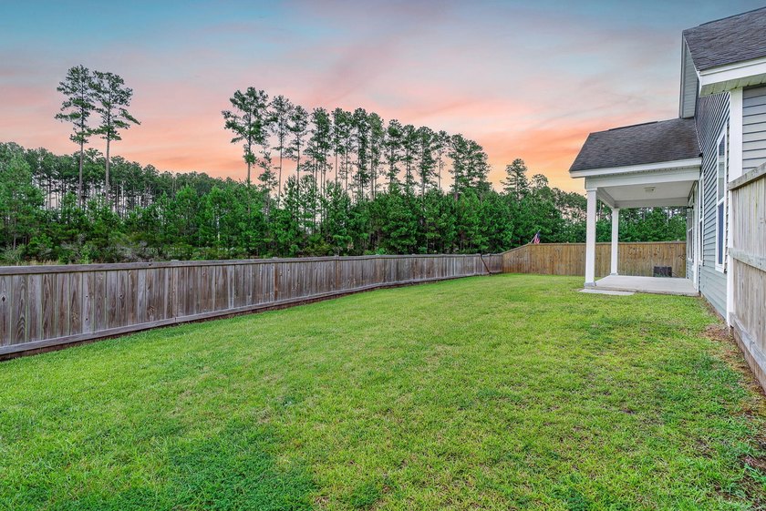 Welcome to 251 Palmetto Walk Drive, a beautifully maintained - photo 38