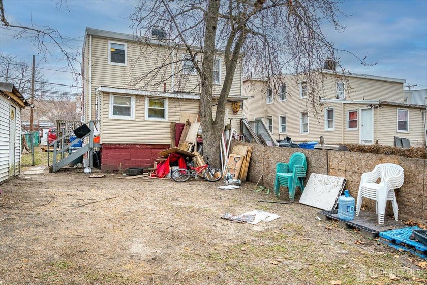 Incredible opportunity to Own and Rent !!! 1/2 Duplex 2-Family - photo 25