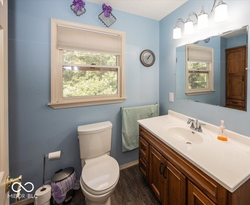 Lake Living on Lake LaSalle in Beautiful Brown County. Enter - photo 16