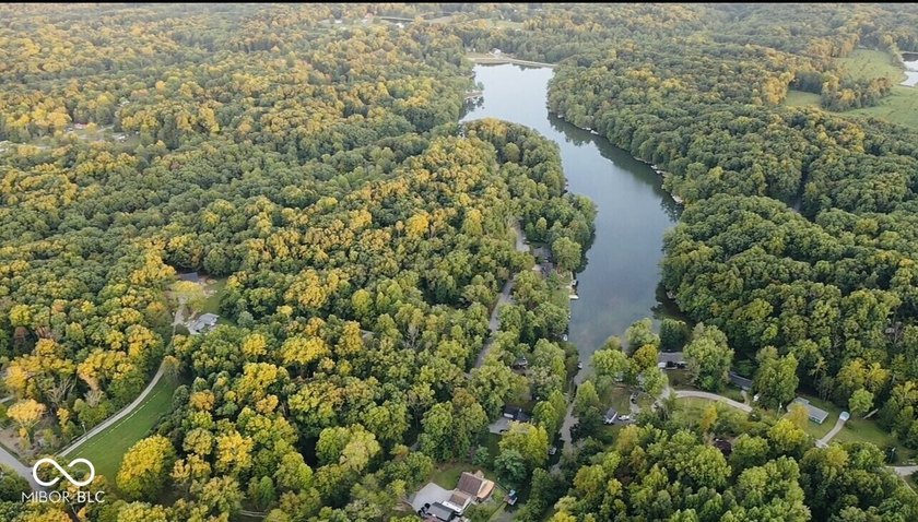 Lake Living on Lake LaSalle in Beautiful Brown County. Enter - photo 23