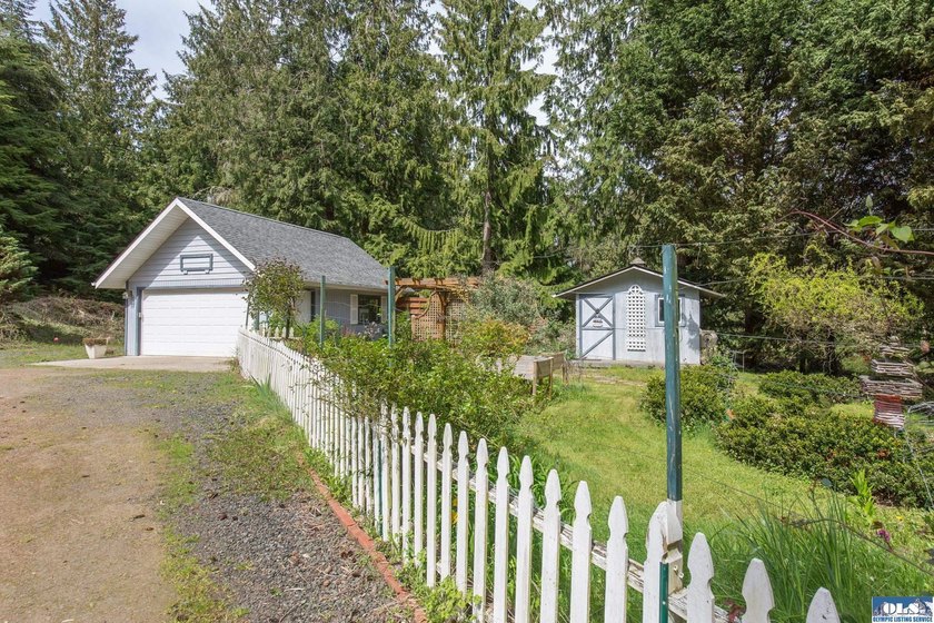 Welcome to this beautiful home on a gorgeous half-acre lot in - photo 29