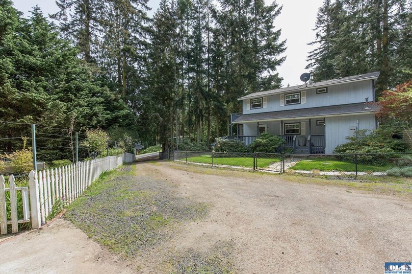 Welcome to this beautiful home on a gorgeous half-acre lot in - photo 33
