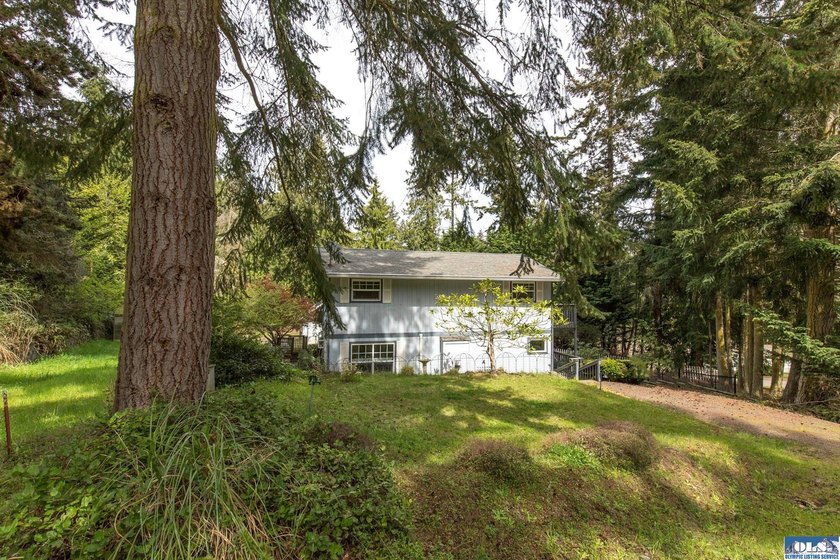 Welcome to this beautiful home on a gorgeous half-acre lot in - photo 35