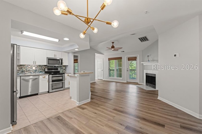 Updated 2BR/2BA Condo in the gated Summer House community - photo 11