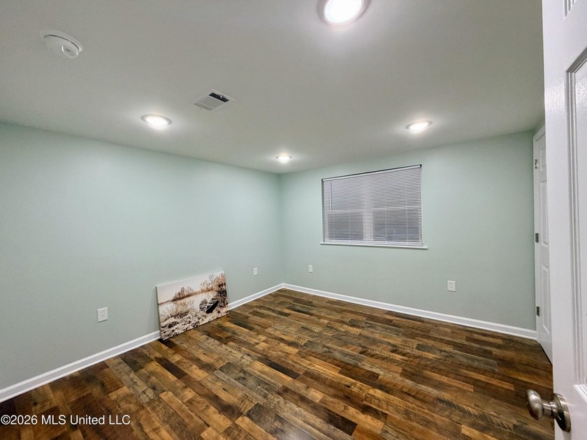 Riverfront Retreat With Panoramic Views, Sandbar Access &amp; Boat - photo 15