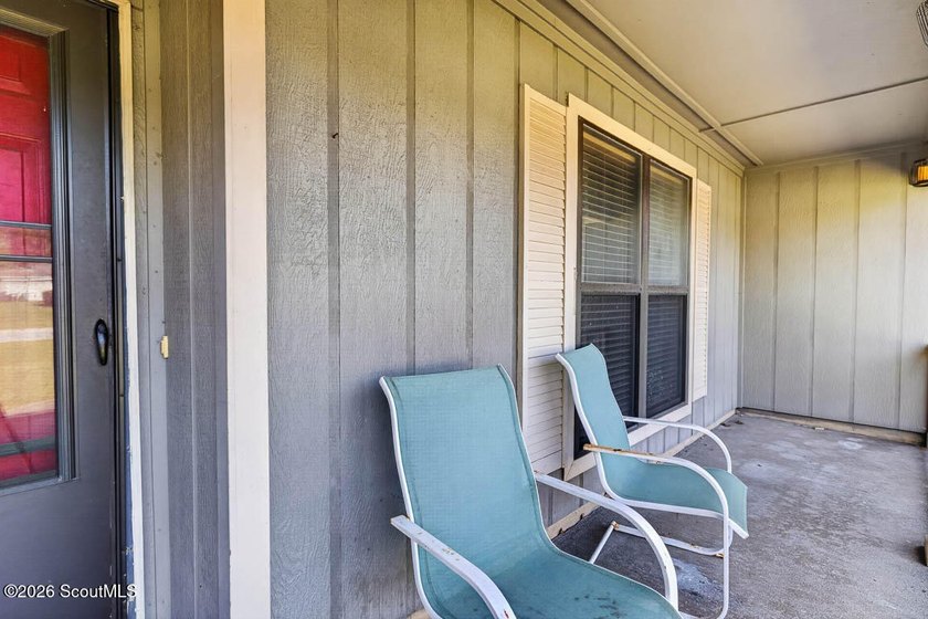 Welcome home to this charming 3-bedroom, 2-bath residence in the - photo 26