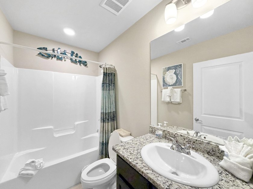 Located in the coveted ''A Building'' at Alerio, one of Miramar - photo 8