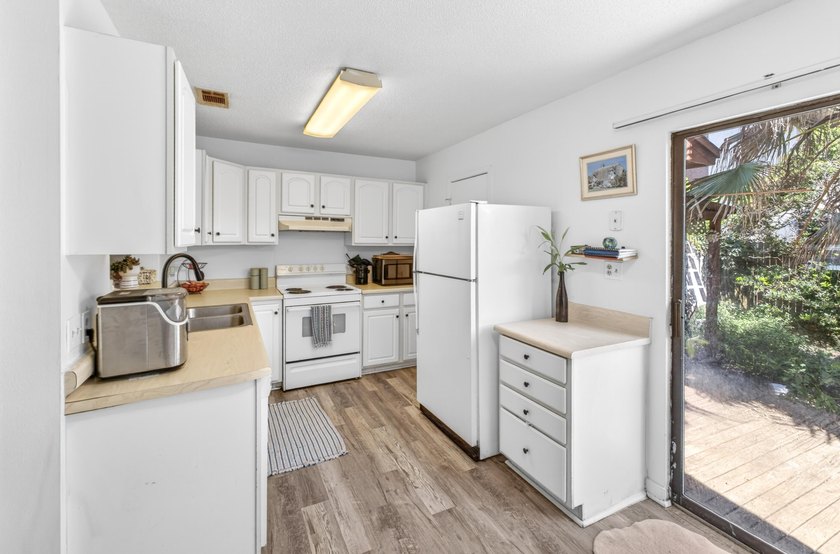 Did you say you wanted extra money? Now offering $5000 - photo 4