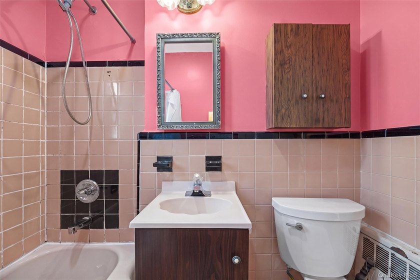Welcome to this nice semi-attached single-family townhouse - photo 17