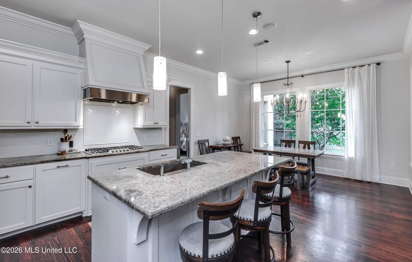 Welcome to this beautifully maintained traditional residence in - photo 17