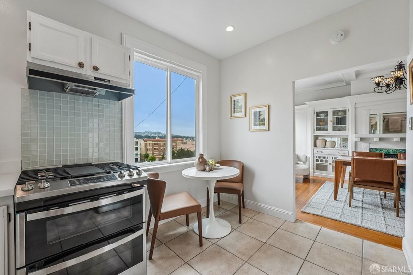 Presidio Heights at its finest! This spacious three-bedroom - photo 21