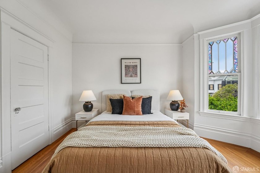 Presidio Heights at its finest! This spacious three-bedroom - photo 27