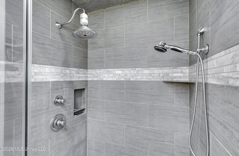 Welcome to this beautifully maintained traditional residence in - photo 38