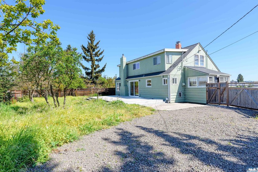 Welcome to 405 W. Spruce St. in Sequim! This charming, oversized - photo 42