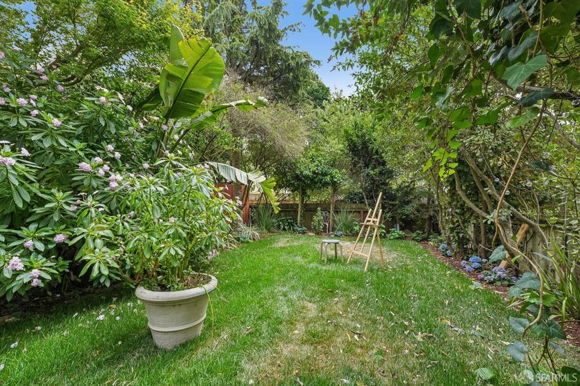 Presidio Heights at its finest! This spacious three-bedroom - photo 45