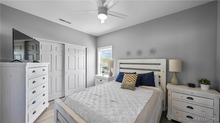 Welcome to this stunning 3 Bed/3 Bath top-floor condo at the - photo 27
