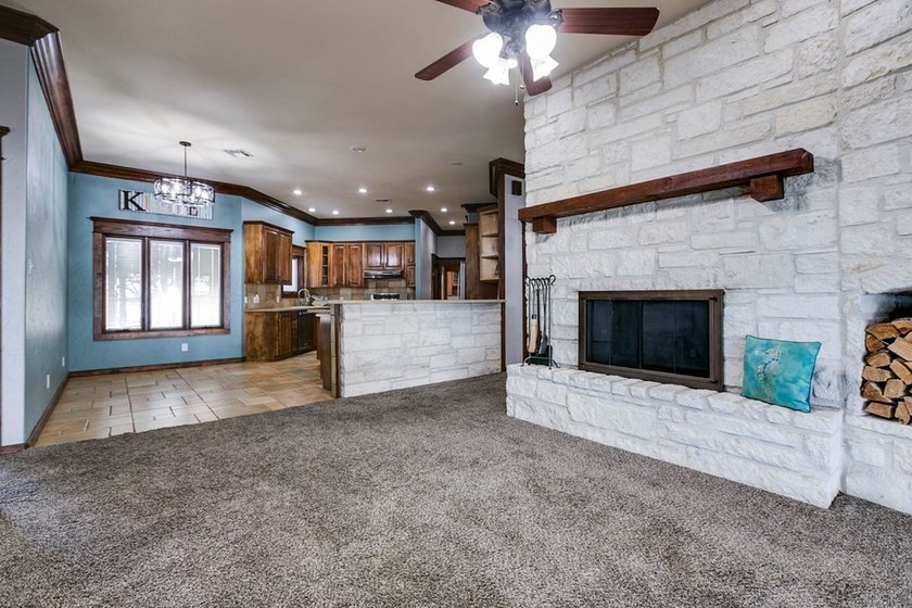 Discover the epitome of waterfront luxury living with this - photo 35