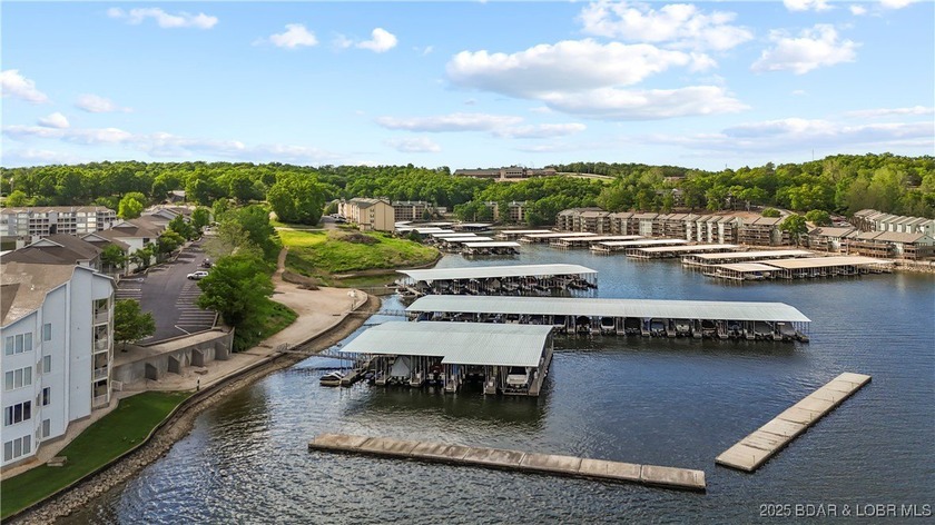 Welcome to this stunning 3 Bed/3 Bath top-floor condo at the - photo 39