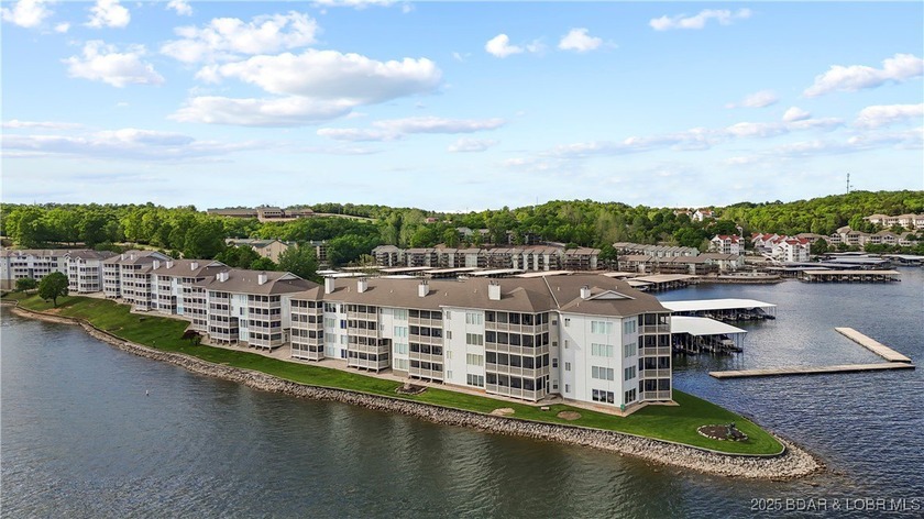Welcome to this stunning 3 Bed/3 Bath top-floor condo at the - photo 46