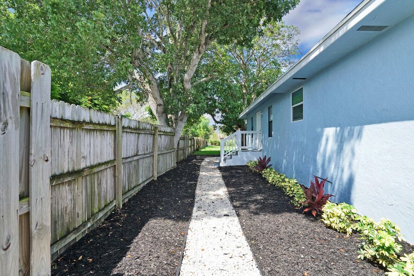 Rare opportunity to own a versatile investment property in the - photo 13