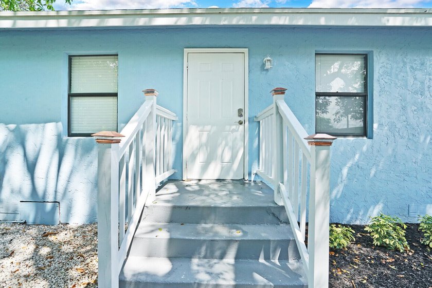 Rare opportunity to own a versatile investment property in the - photo 15