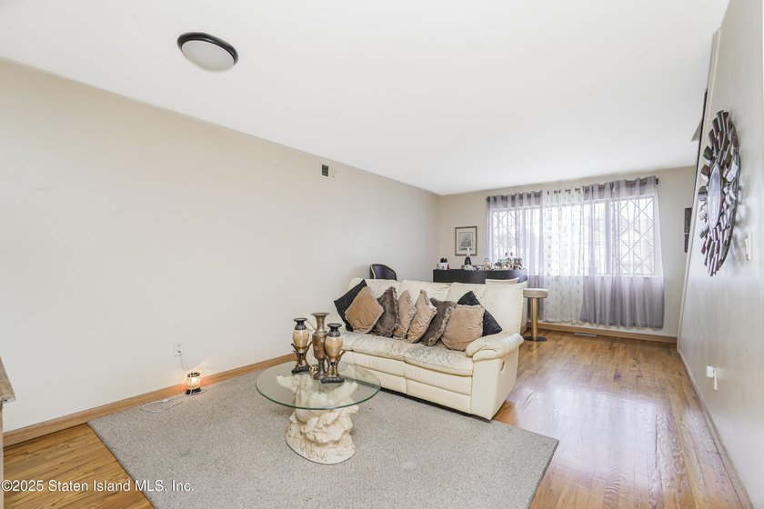 No C-of-O, Sold As Is! Welcome to this well-kept 3-story home! - photo 3