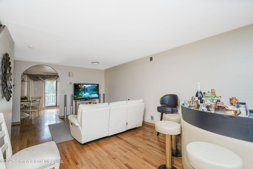 No C-of-O, Sold As Is! Welcome to this well-kept 3-story home! - photo 4