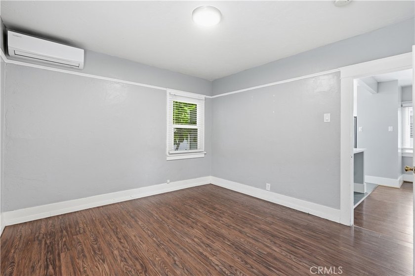 LIVE STEPS FROM THE SAND WHILE 3-UNITS PAY YOUR MORTGAGE! - photo 7
