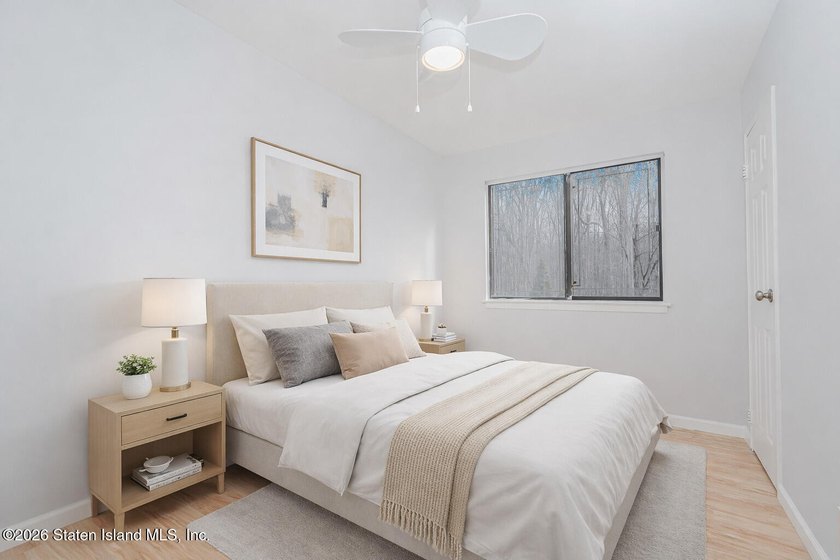 Welcome to The Oaks at Latourette, where comfort and convenience - photo 26
