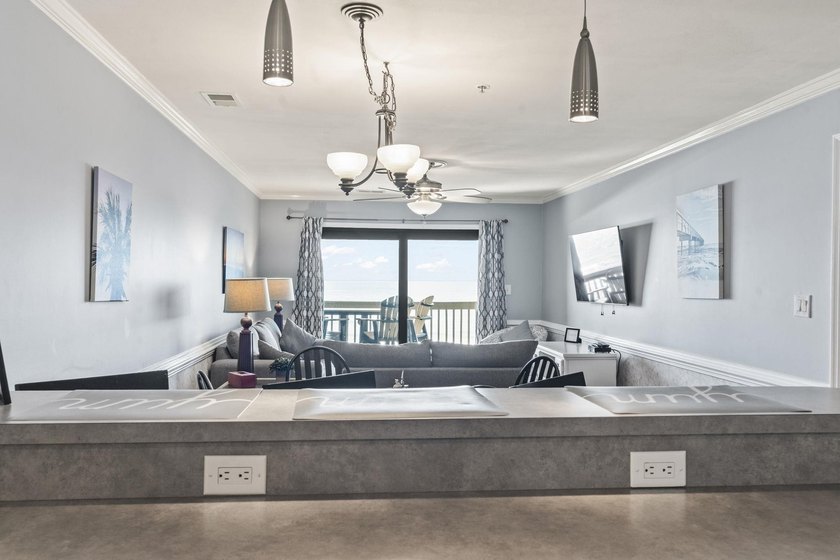 Oceanfront two-bedroom, two-bathroom condo in Sea Shadow in - photo 5