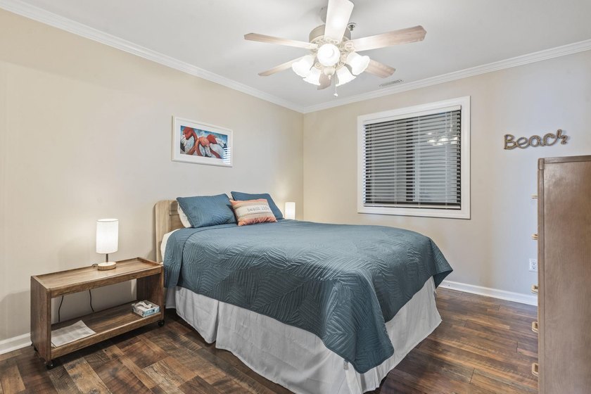Oceanfront two-bedroom, two-bathroom condo in Sea Shadow in - photo 9