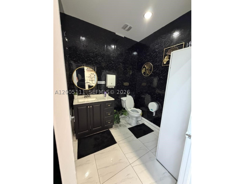 This Beauty Salon is in the middle of everything. This business - photo 2