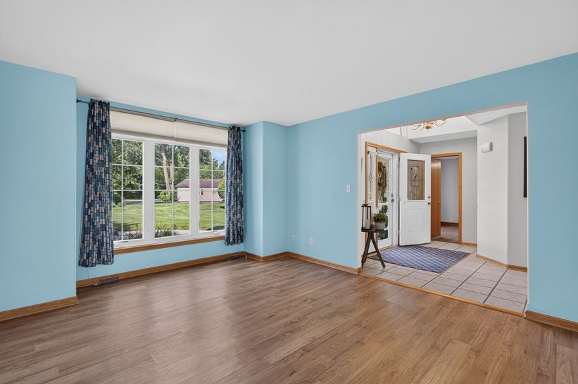Welcome to this beautiful 4-bedroom, 2.5-bath home - located on - photo 14