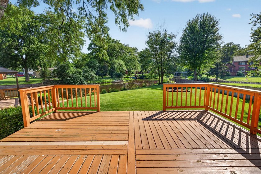 Welcome to this beautiful 4-bedroom, 2.5-bath home - located on - photo 33