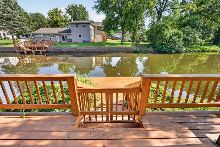 Welcome to this beautiful 4-bedroom, 2.5-bath home - located on - photo 38
