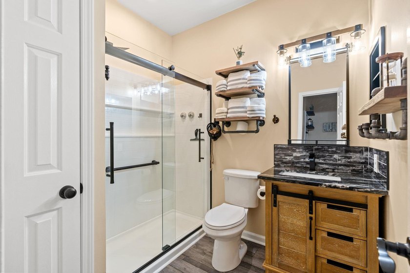 Fully Renovated Top-Floor Oasis with amazing ICW Views - - photo 7