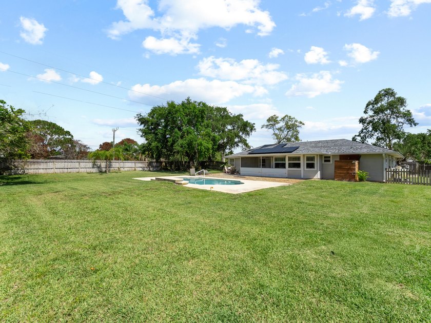 Only 40 homes in this community with low HOA! 2020 Roof + A/C - photo 23