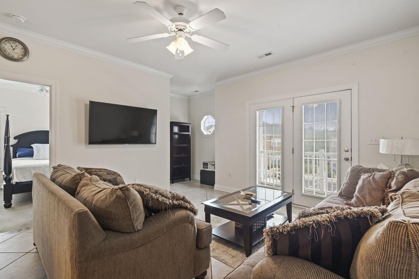 Gorgeous and well maintained two-bedroom, two full bath - photo 10
