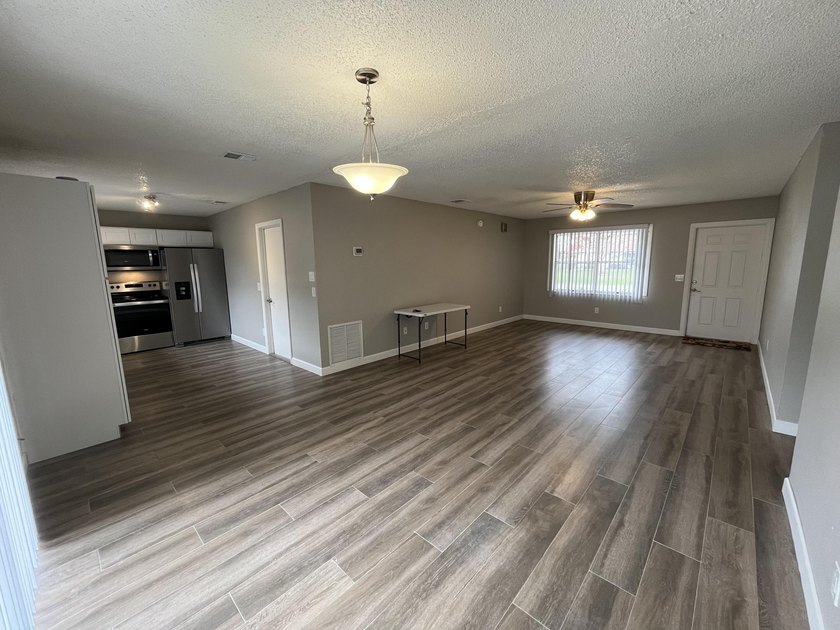 Tastefully updated 3 bedroom, 2 bath ranch on an oversized lot - photo 5