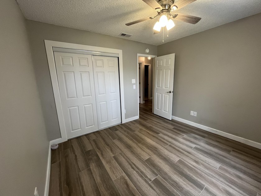 Tastefully updated 3 bedroom, 2 bath ranch on an oversized lot - photo 8