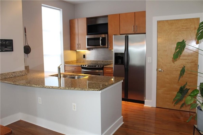 Attention Investors: Rental permits available! Fantastic - photo 3