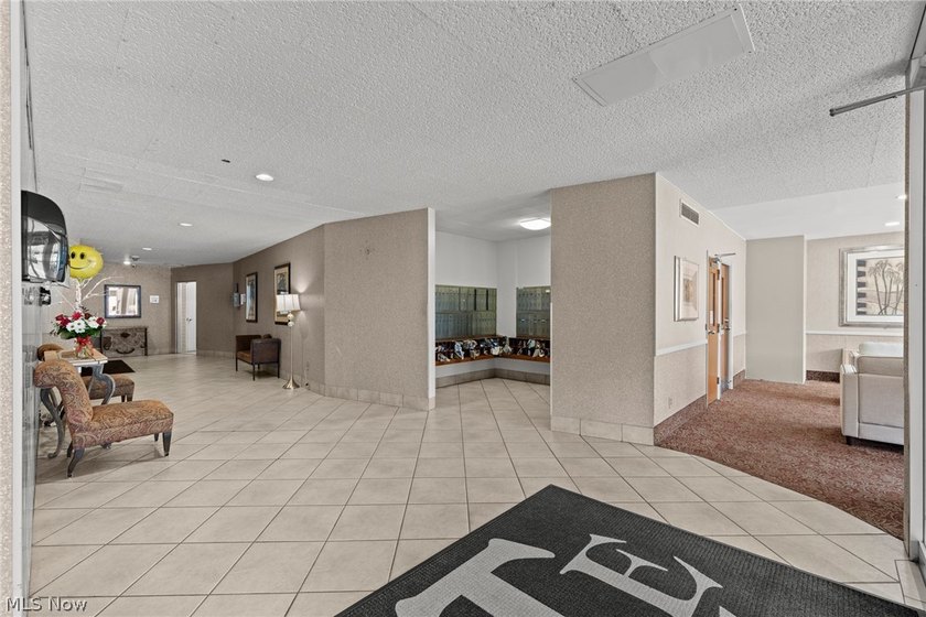 Welcome to Marine Towers East! This updated 1-bedroom, 1-bath - photo 3