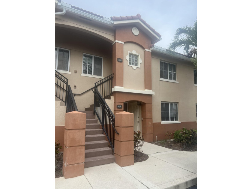 SELLER SAYS SELL! Assessment will be paid in full at closing! - photo 2