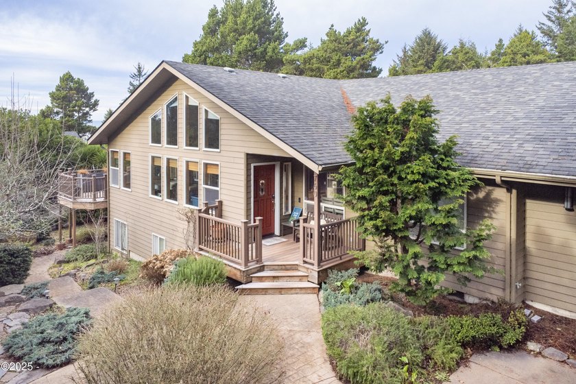 Ocean peaks and priced to sell at $749,900 for this Luxury - photo 2